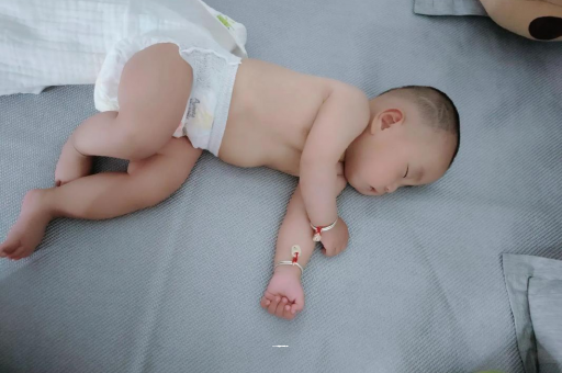 高安1岁宝宝可以吃盐吗